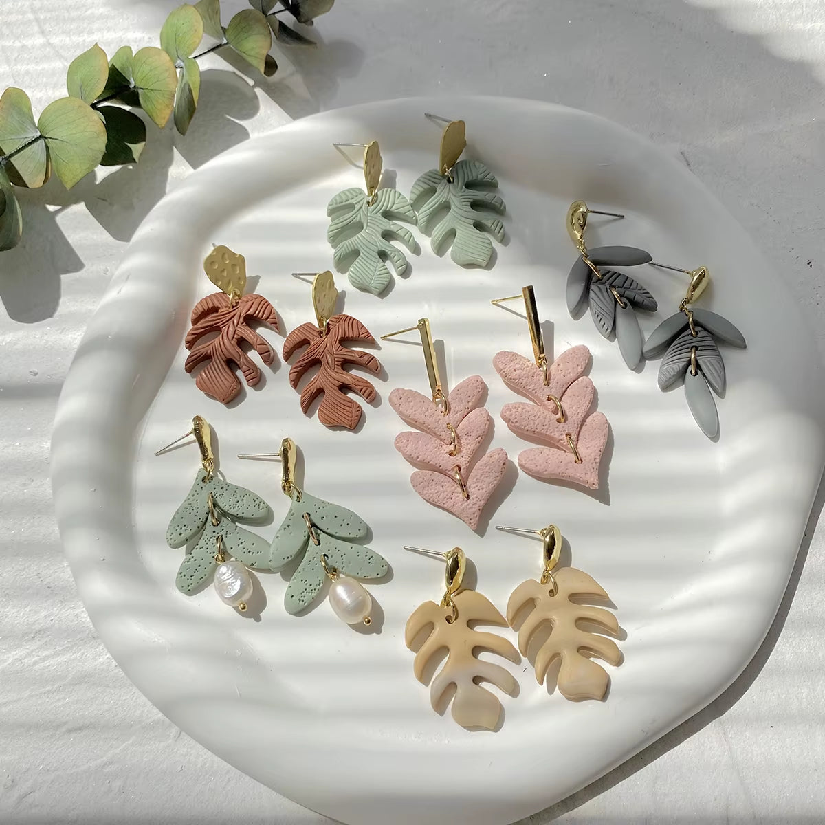 Handmade Textured Leaf Polymer Clay Earrings for Women Multicolor Molded Heart Floral Pearl Drop Earrings Jewelry 2022